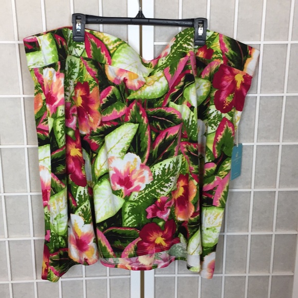 Caribbean Joe Woman Skirt - Picture 4 of 5